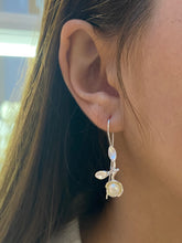 Load image into Gallery viewer, Aretes &quot;Pearl Flower&quot; en Plata 925