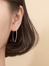 Load image into Gallery viewer, 925 Silver Hoop